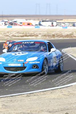 media/Jan-25-2025-CalClub SCCA (Sat) [[03c98a249e]]/Race 4/